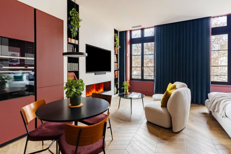 Red Studio Loft-07